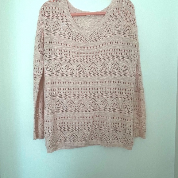 Knitted top - Picture 1 of 1